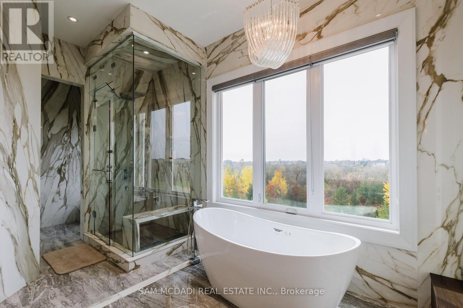 Photo 19 of 4 Saint Lukes Court, Brampton ON