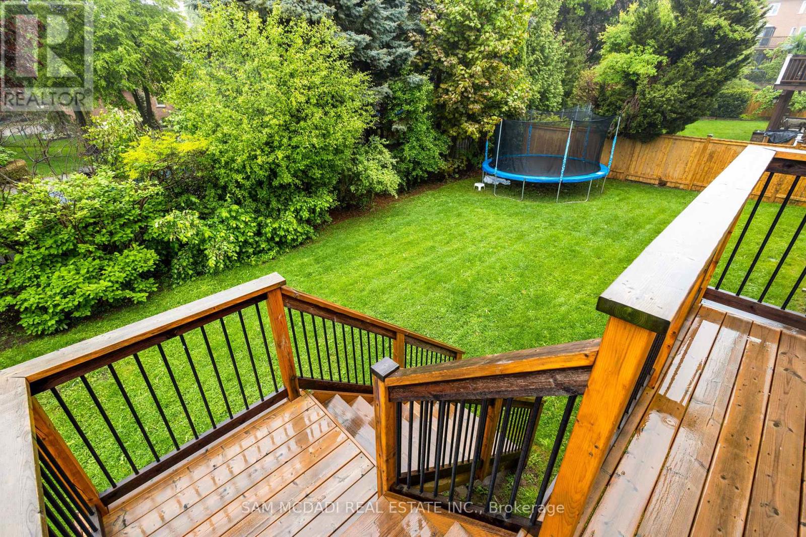 Photo 41 of 2492 Erin Centre Boulevard, Mississauga ON