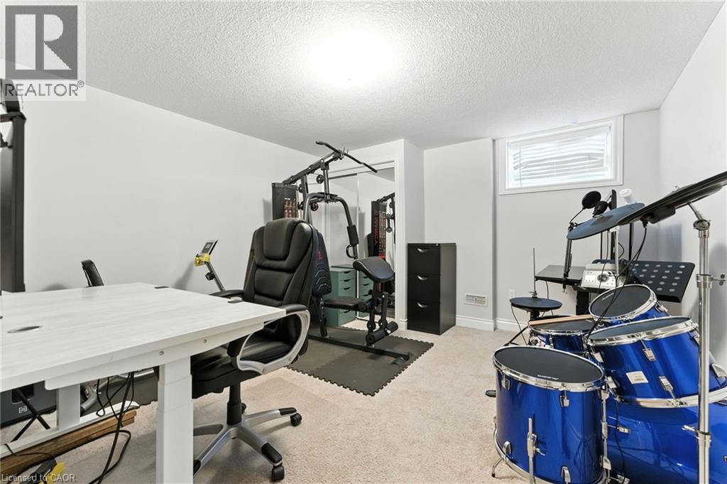 Photo 21 of 331 Clyde Road, Cambridge ON