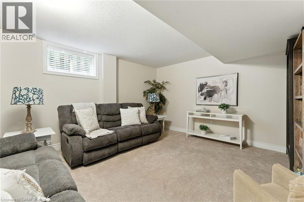 Photo 7 of 331 Clyde Road, Cambridge ON