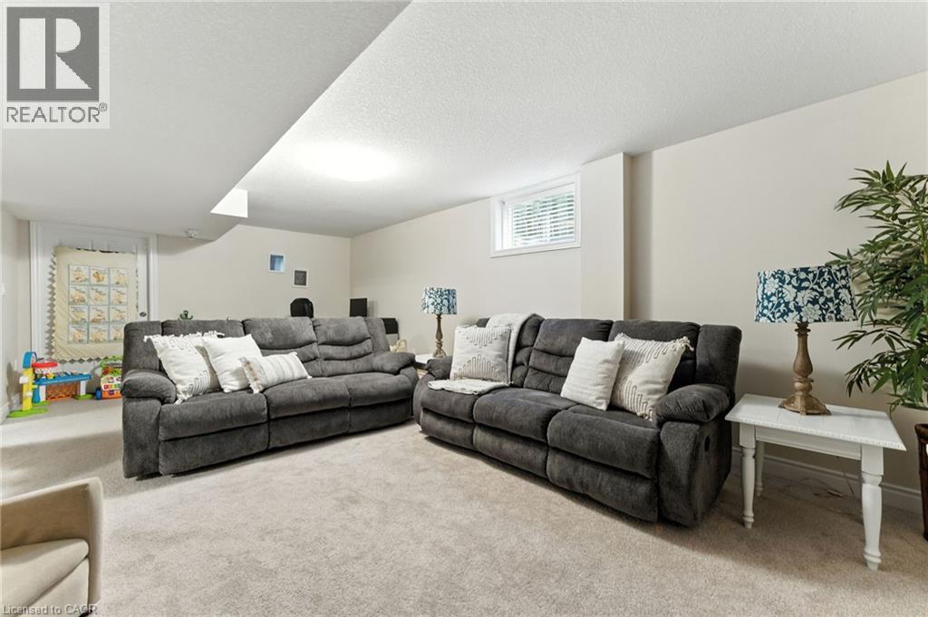 Photo 22 of 331 Clyde Road, Cambridge ON