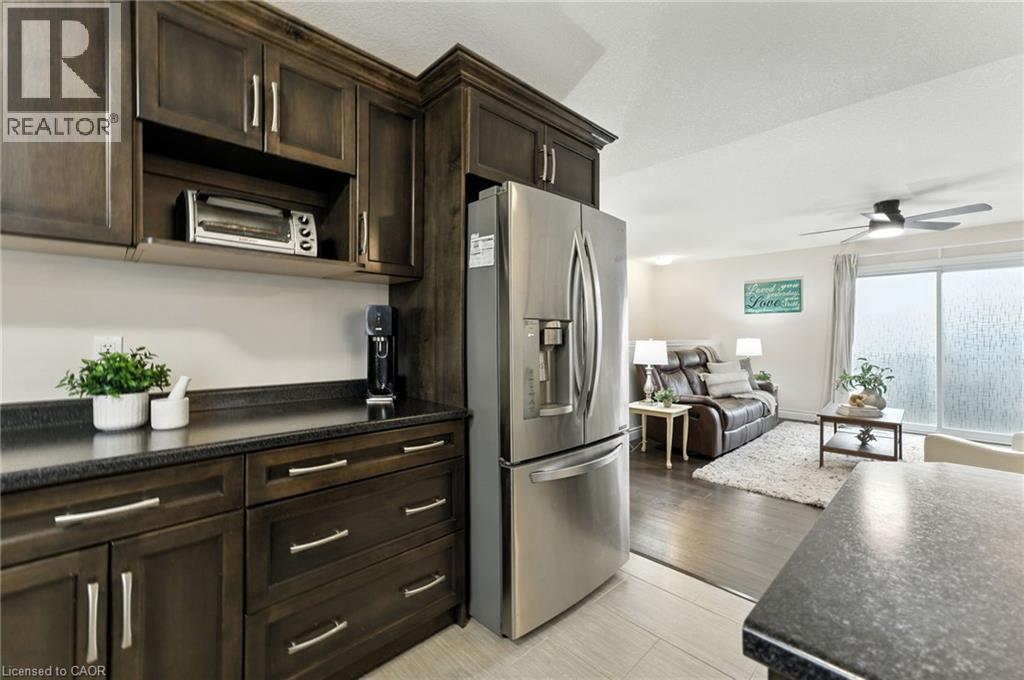 Photo 10 of 331 Clyde Road, Cambridge ON