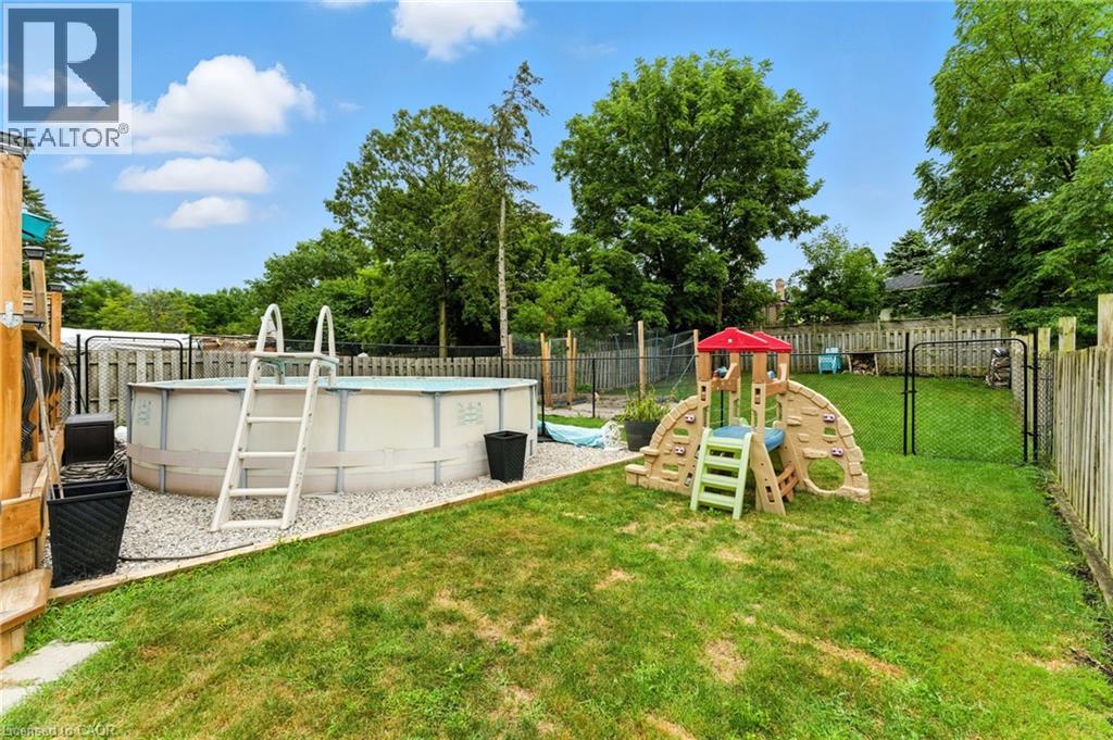 Photo 2 of 331 Clyde Road, Cambridge ON
