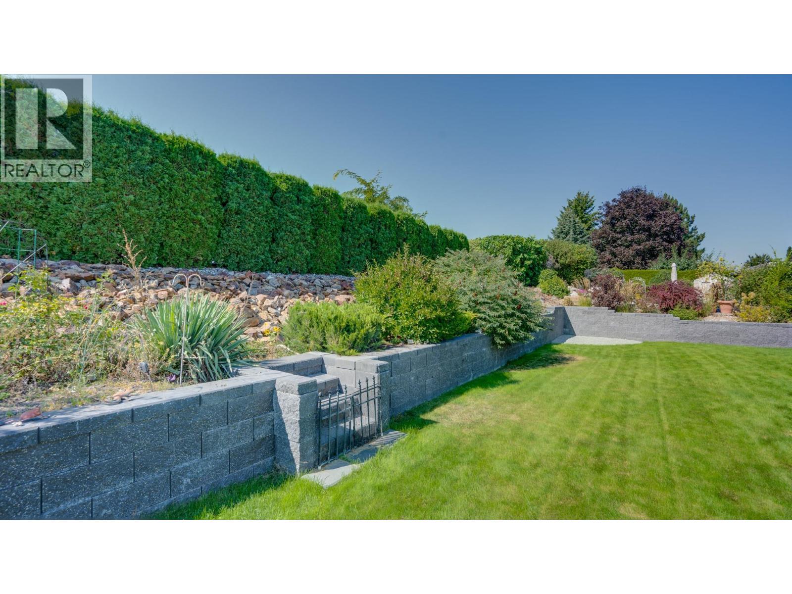 Photo 27 of 653 6th Street, Vernon BC