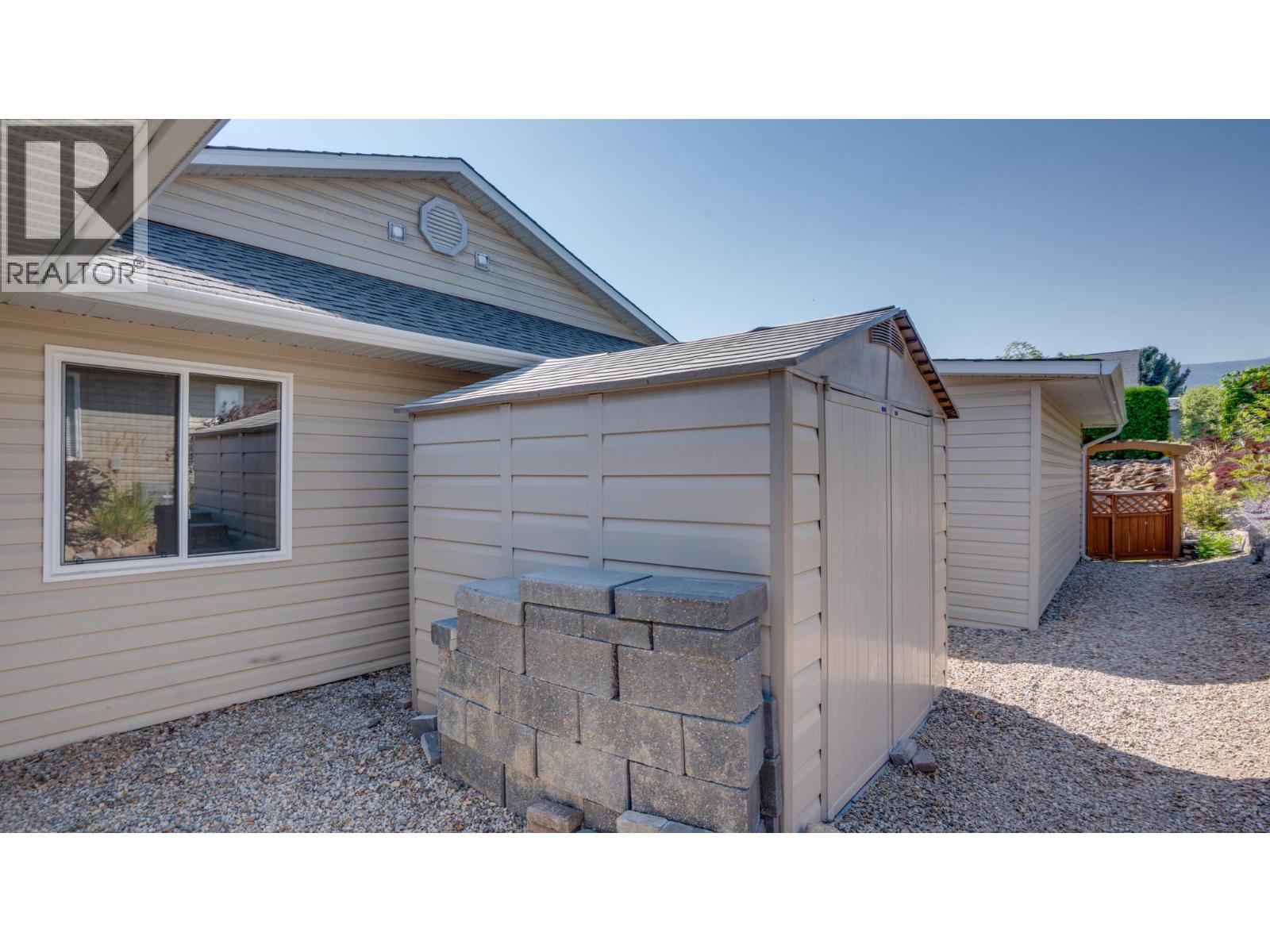 Photo 31 of 653 6th Street, Vernon BC