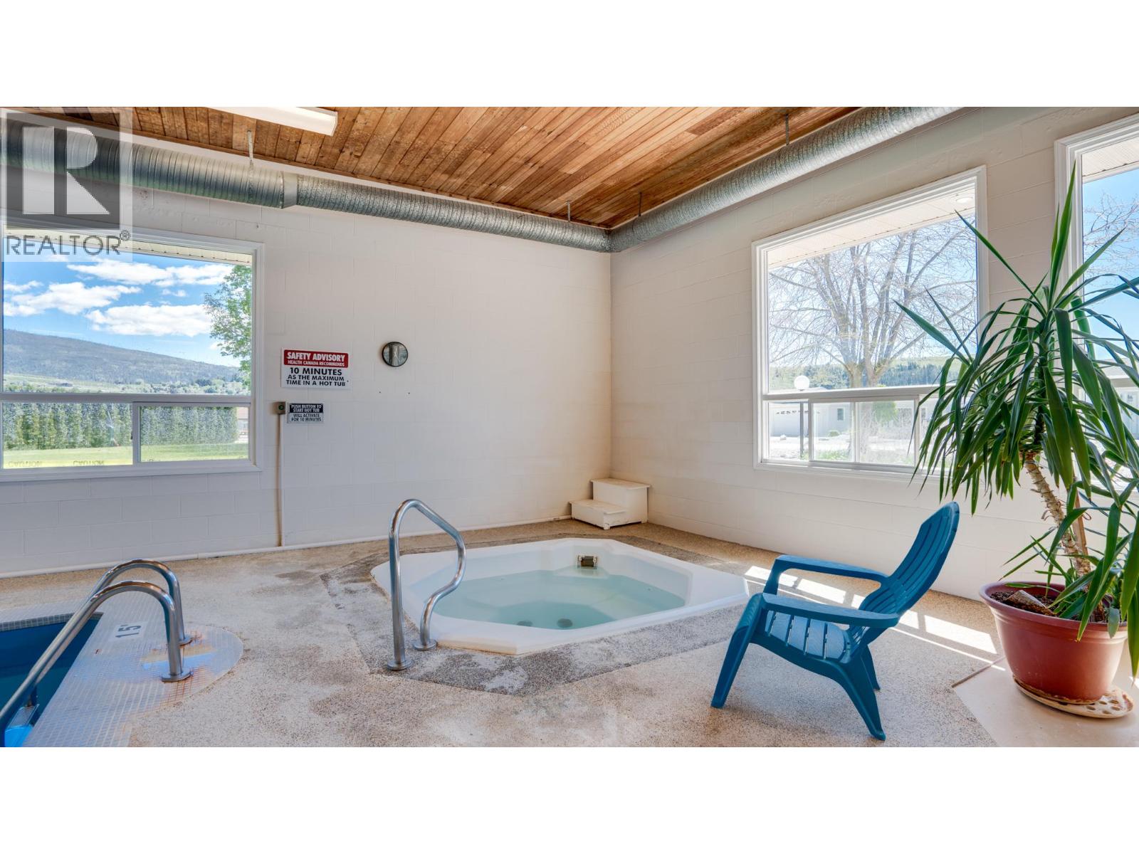 Photo 36 of 653 6th Street, Vernon BC