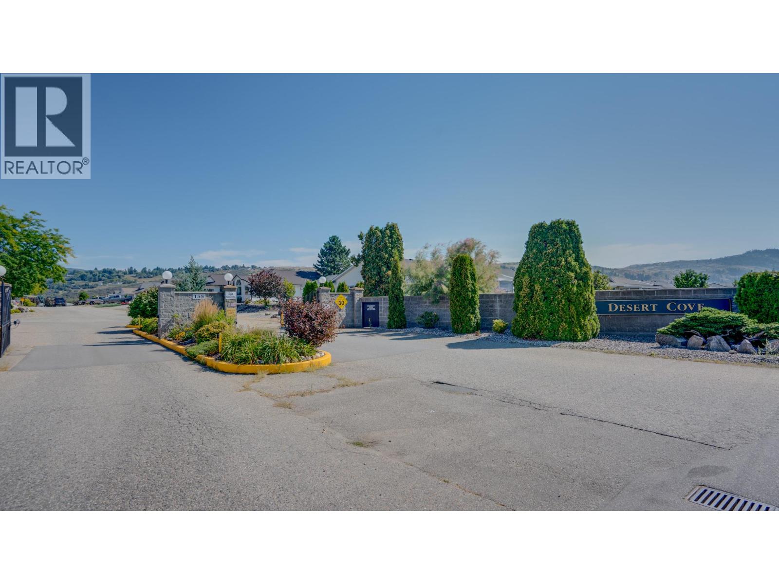Photo 33 of 653 6th Street, Vernon BC