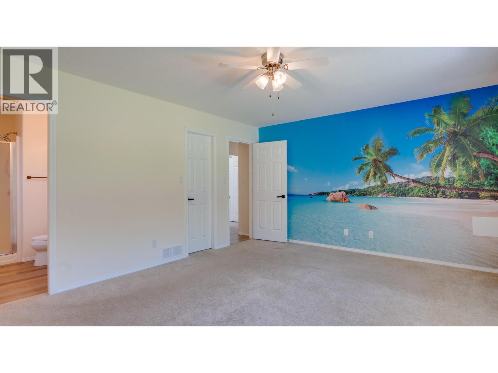 Photo 18 of 653 6th Street, Vernon BC