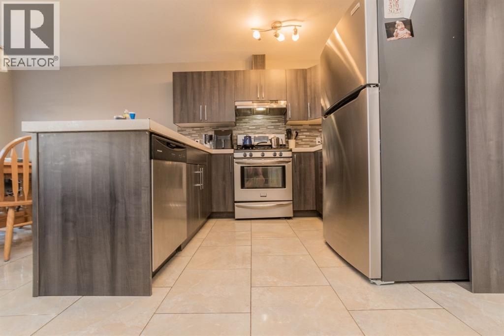 Photo 12 of 11338 105 Avenue, Grande Prairie AB