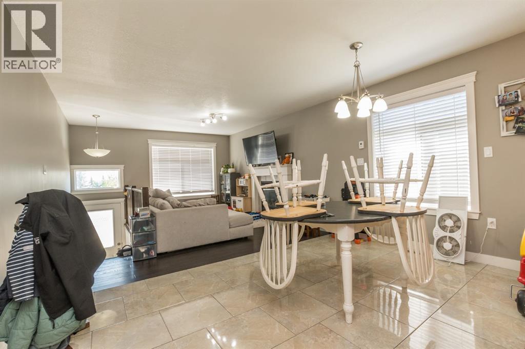 Photo 6 of 11338 105 Avenue, Grande Prairie AB