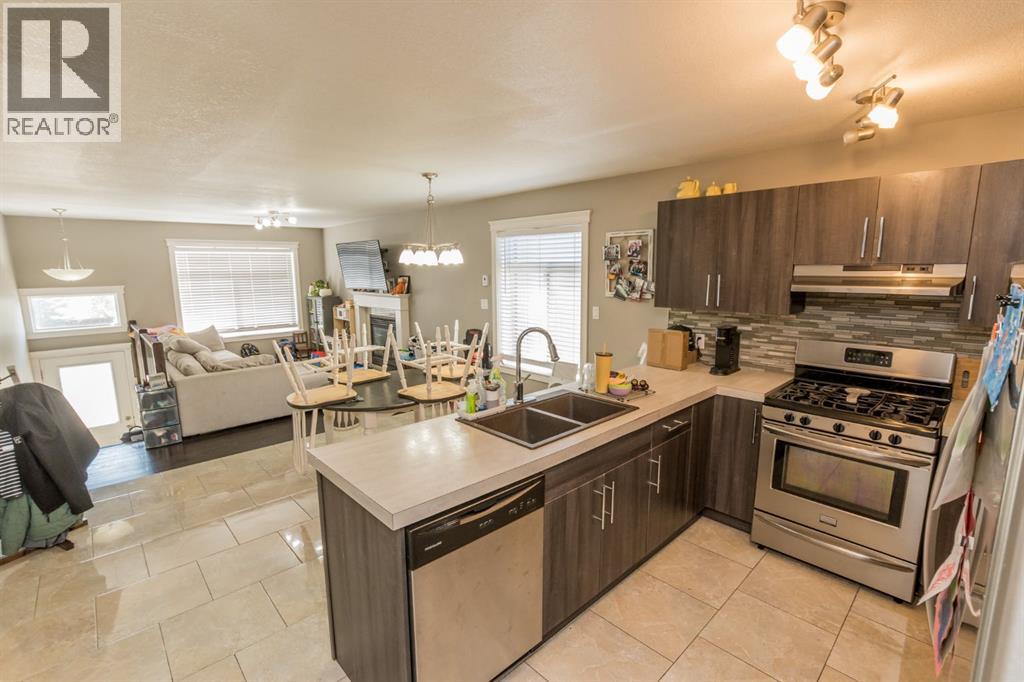 Photo 15 of 11338 105 Avenue, Grande Prairie AB