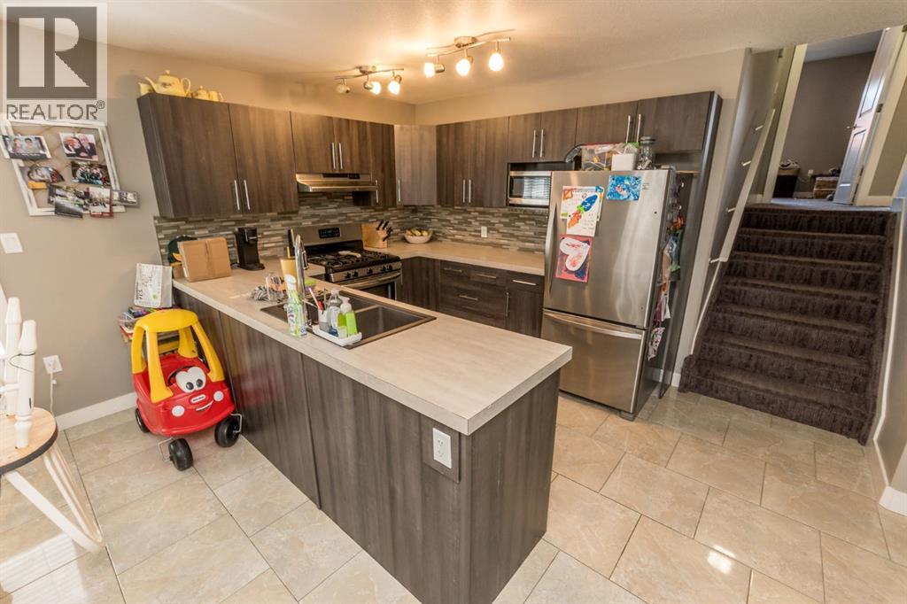 Photo 18 of 11338 105 Avenue, Grande Prairie AB