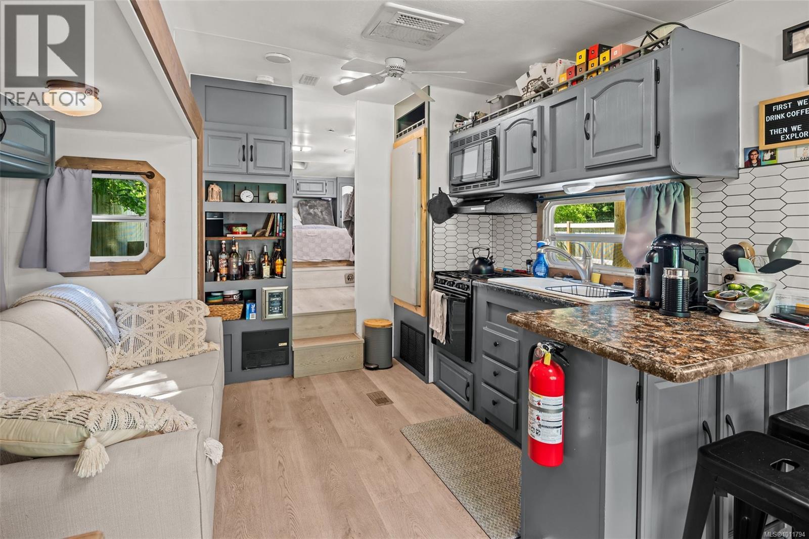 Photo 9 of 2845 Woodhaven Rd, Sooke BC