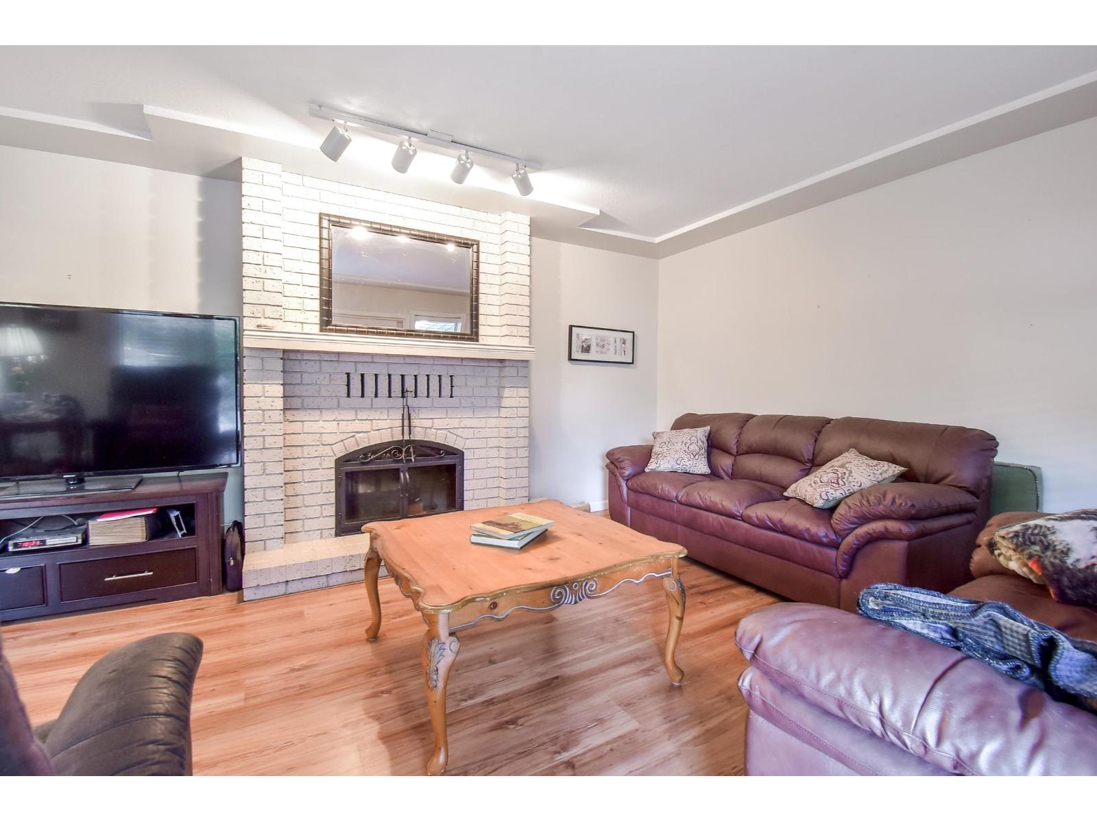 Photo 18 of 5533 183 A Street, Surrey BC