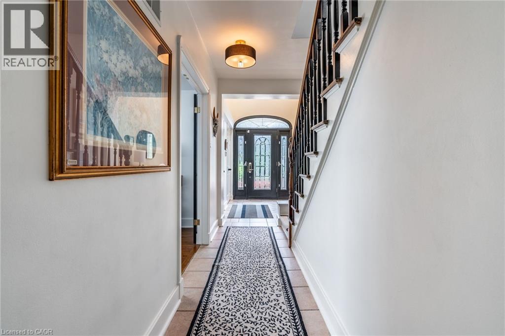 Photo 14 of 60 Inverness Avenue W, Hamilton ON