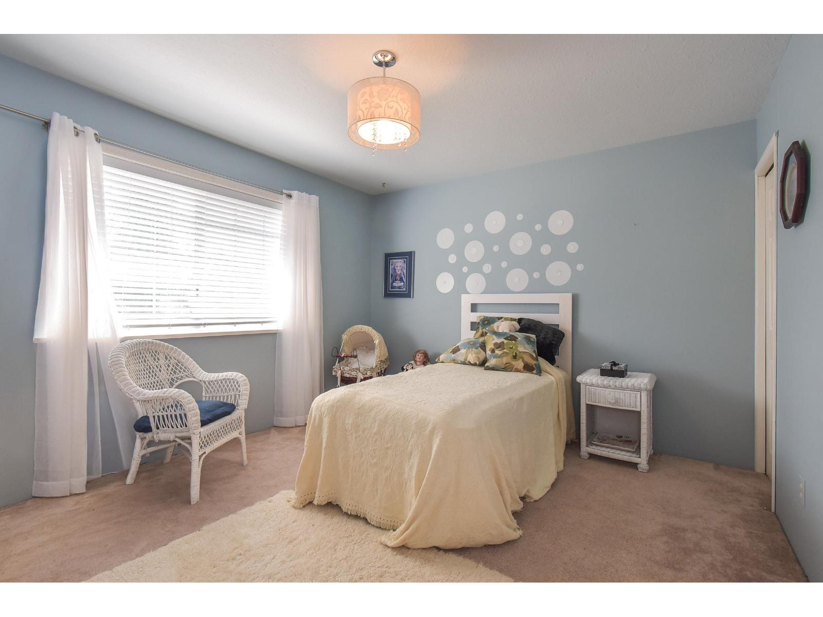 Photo 22 of 5533 183 A Street, Surrey BC