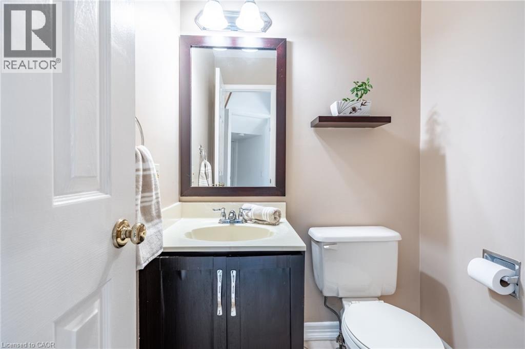 Photo 13 of 2155 Duncaster Drive Unit 7, Burlington ON