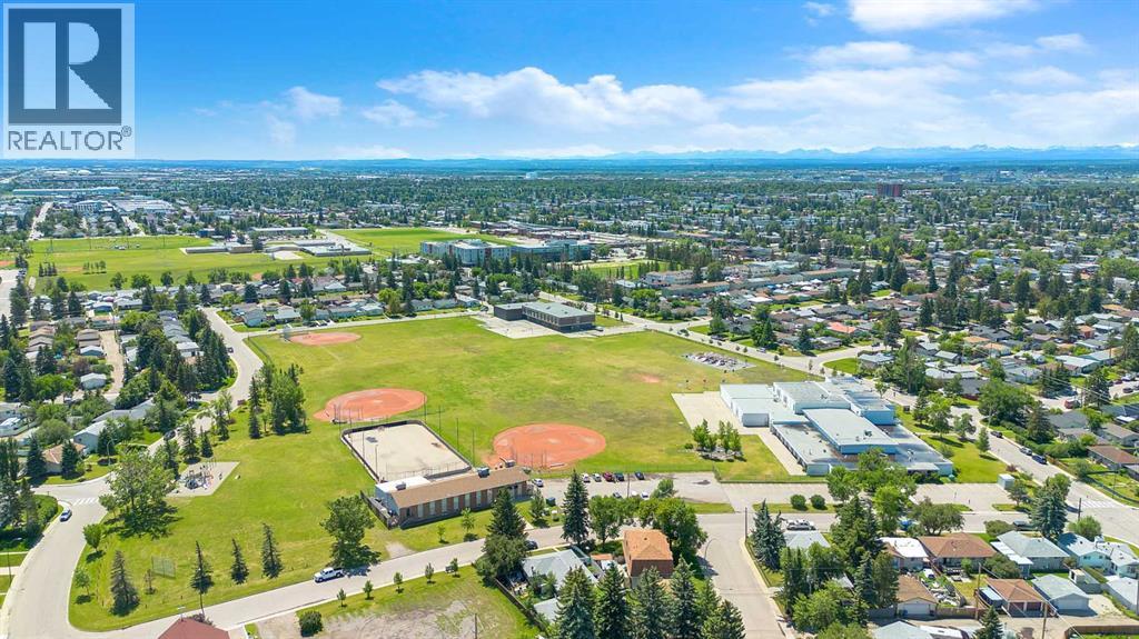 Photo 8 of 440 Foritana Road Se, Calgary AB