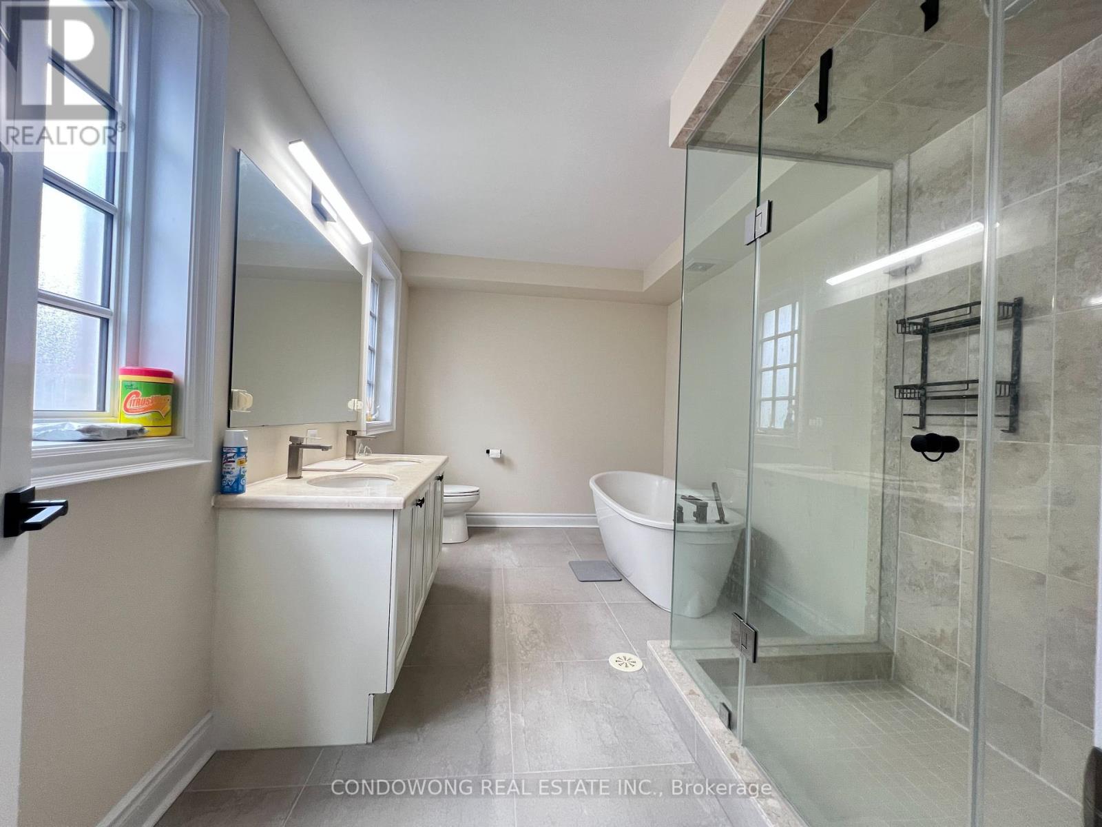 Photo 7 of 48 Lord Durham Road, Markham ON