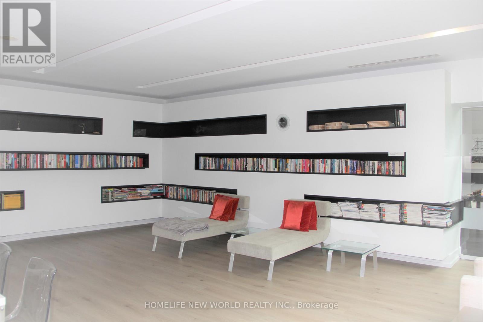 Photo 11 of 503 110 Charles Street E, Toronto ON