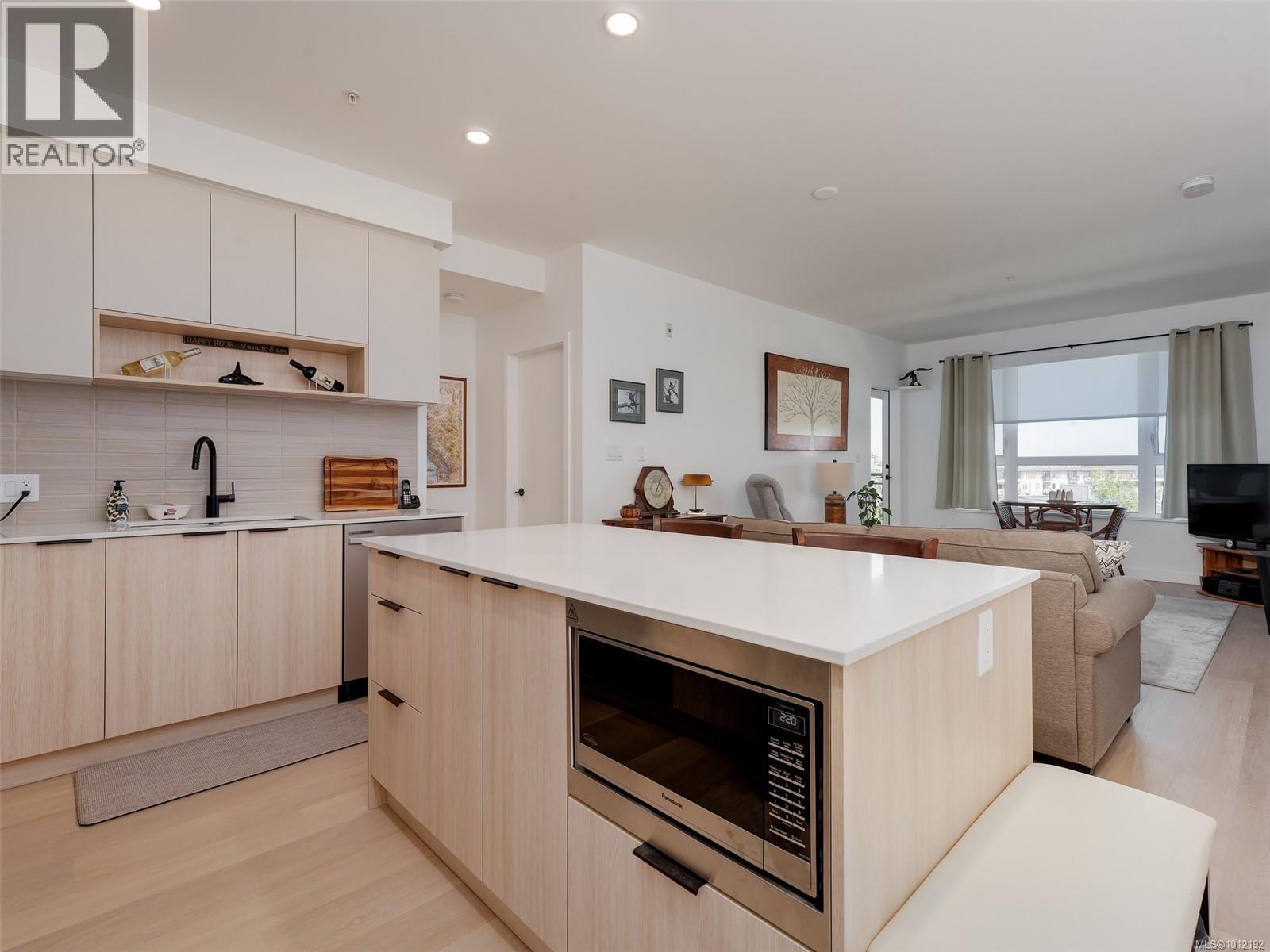 Photo 8 of 307 3564 A Ryder Hesjedal Way, Colwood BC