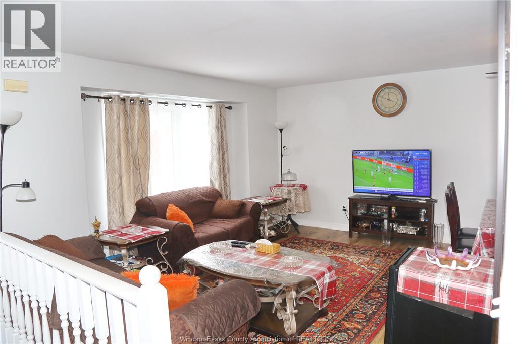 Photo 14 of 137 Rivervilla Court, Lasalle ON