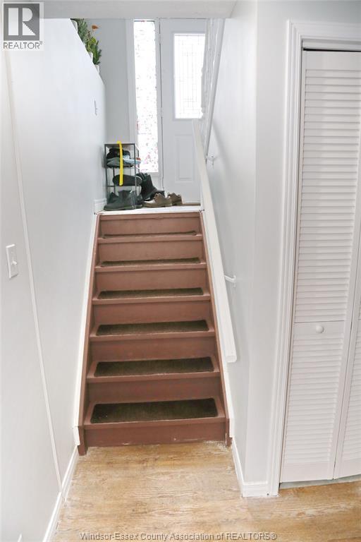 Photo 7 of 137 Rivervilla Court, Lasalle ON