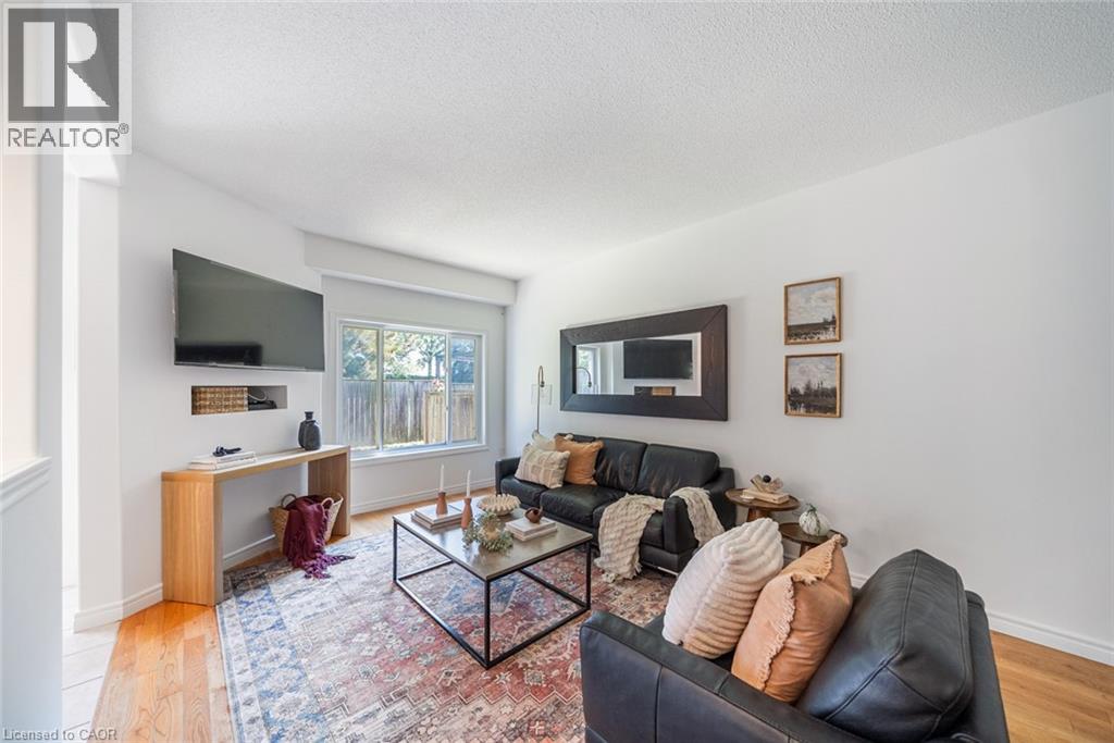 Photo 42 of 10 Liddycoat Lane Unit 4, Hamilton ON