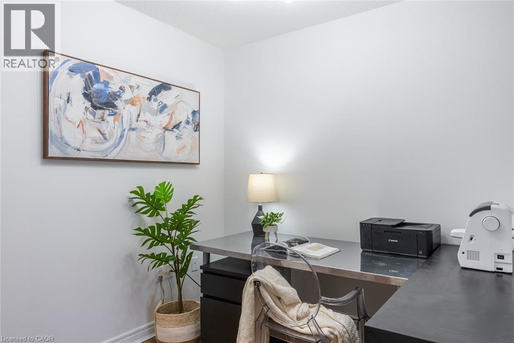 Photo 19 of 10 Liddycoat Lane Unit 4, Hamilton ON