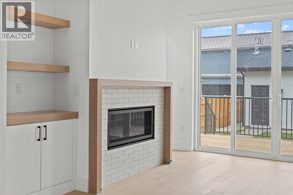 Photo 11 of 2232 1 Avenue Nw, Calgary AB