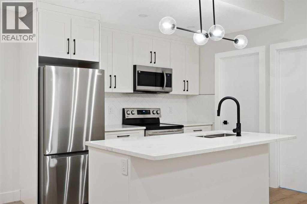Photo 15 of 2232 1 Avenue Nw, Calgary AB