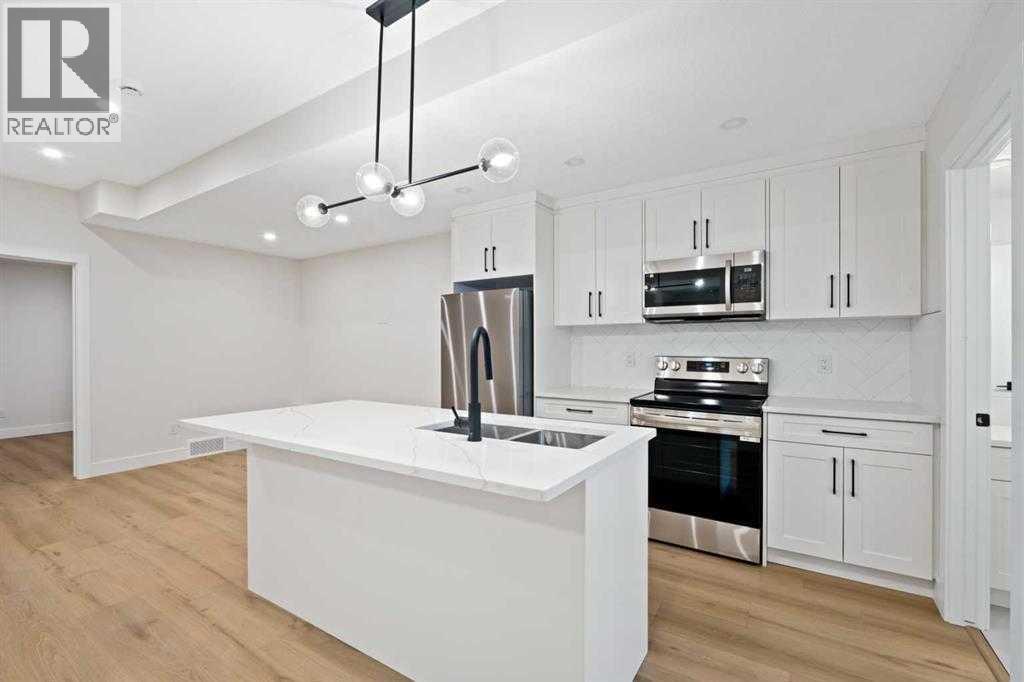 Photo 9 of 2232 1 Avenue Nw, Calgary AB