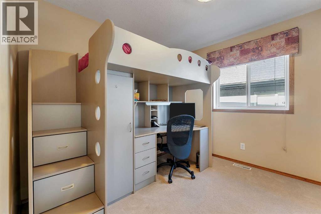 Photo 17 of 214 Saddlemont Boulevard Ne, Calgary AB