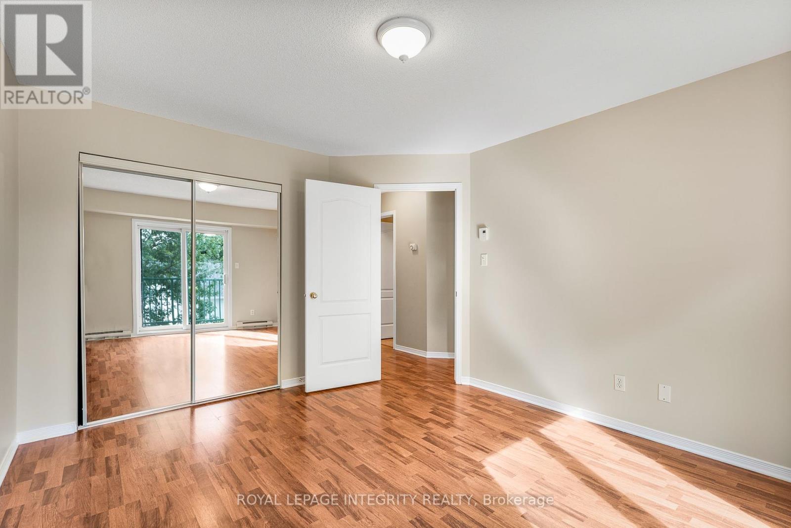 Photo 16 of 403 2923 Laurier Street, Clarencerockland ON