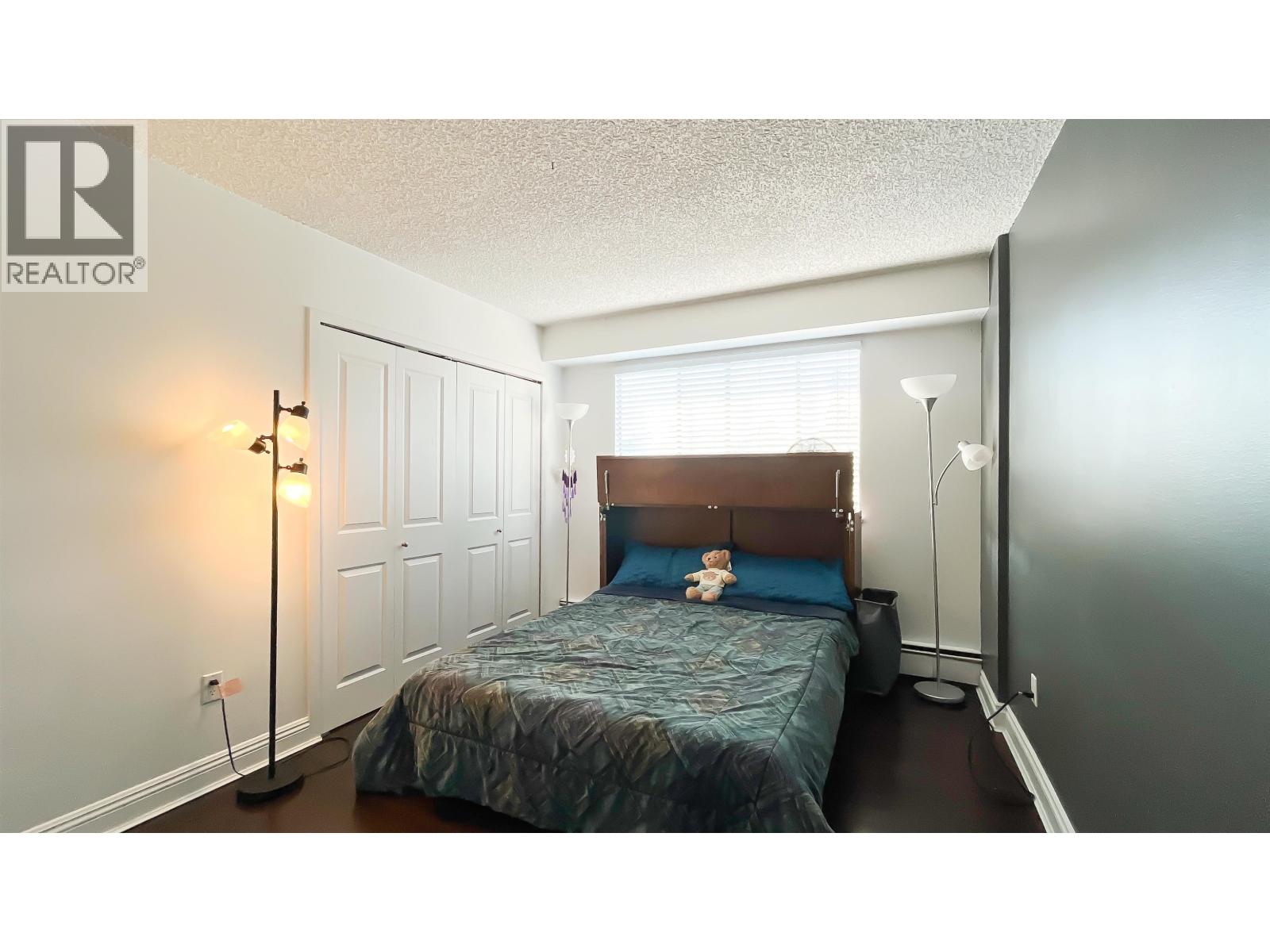 Photo 17 of 1004 47 Agnes Street, New Westminster BC