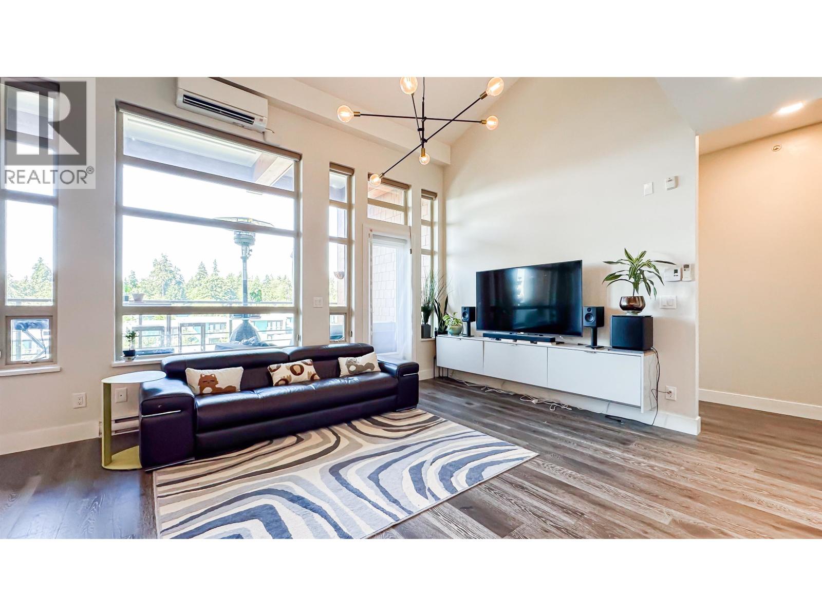 Photo 6 of 506 3602 Aldercrest Drive, North Vancouver BC