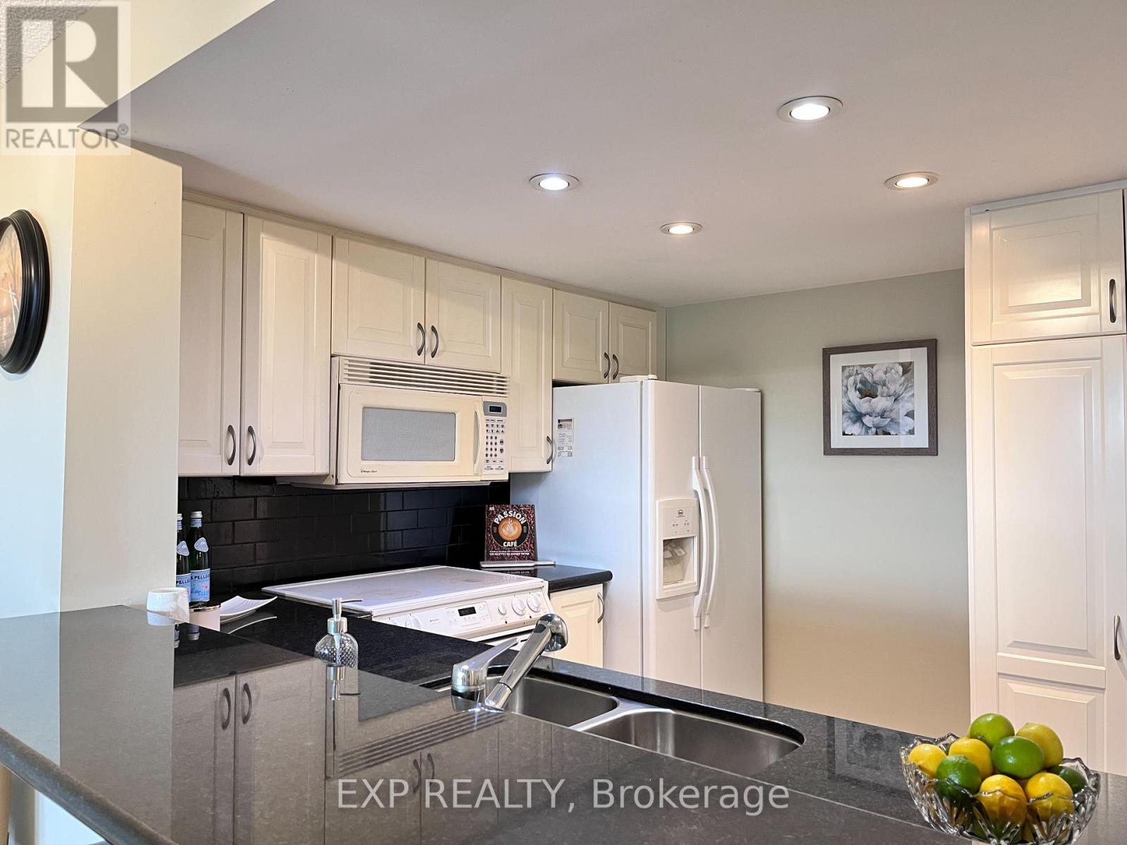 Photo 21 of 705 725 King Street W, Toronto ON