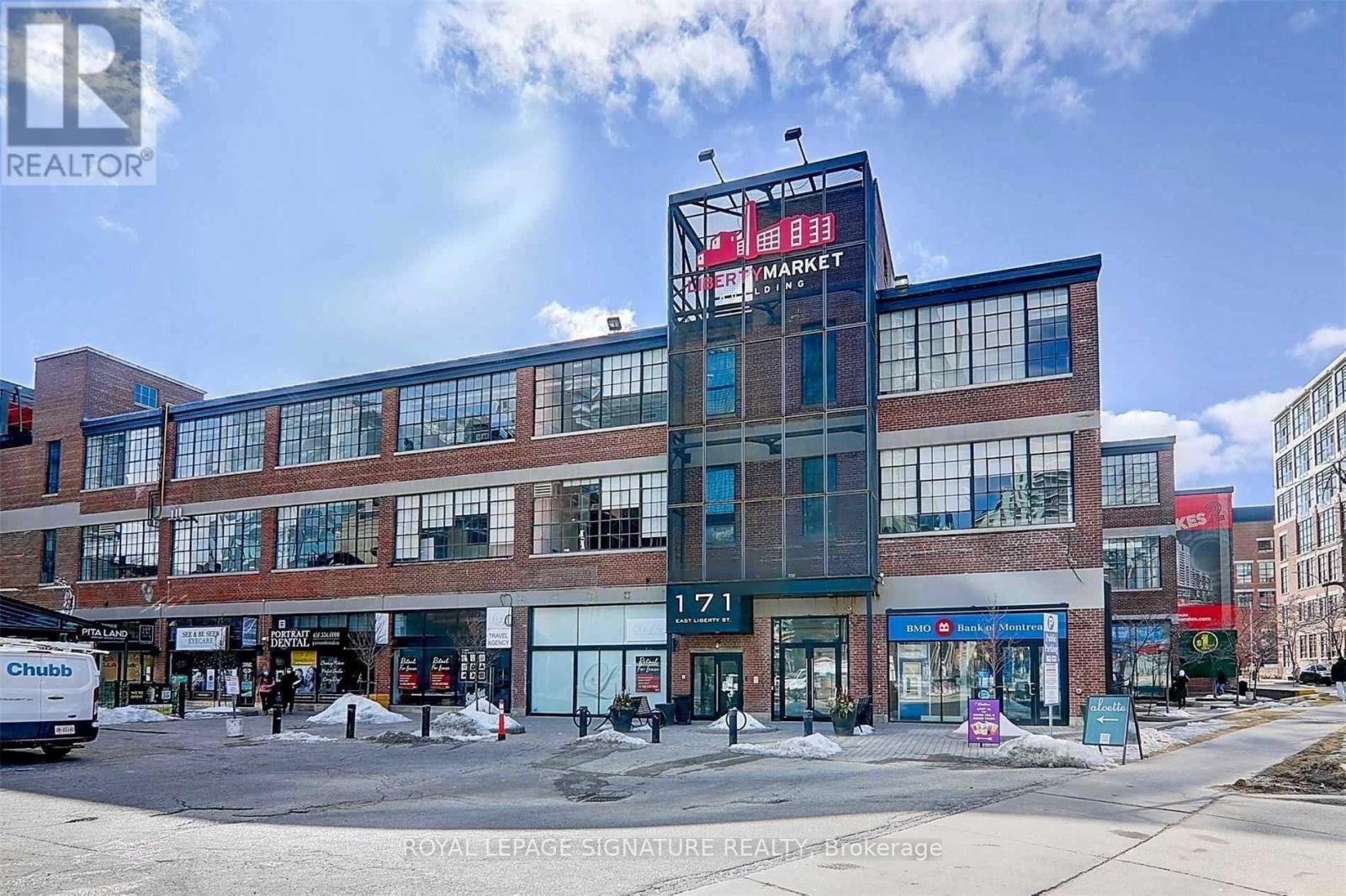 Photo 17 of 1802 135 East Liberty Street, Toronto ON