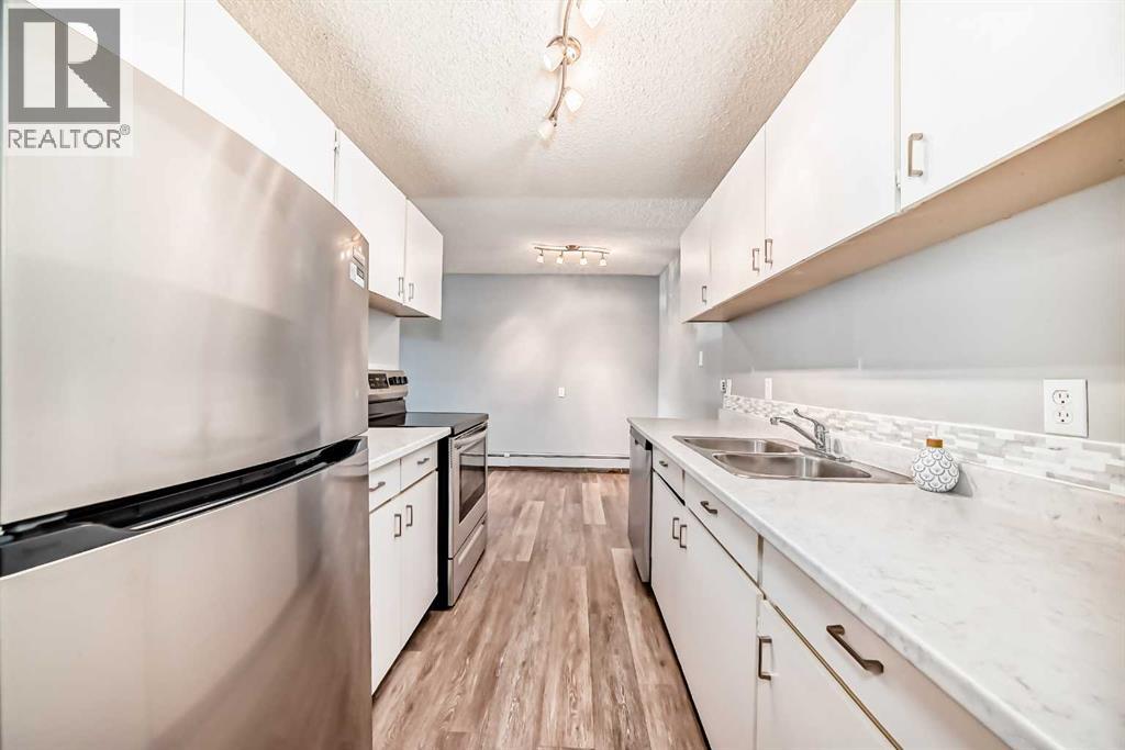 Photo 16 of 114 3420 50 Street Nw, Calgary AB