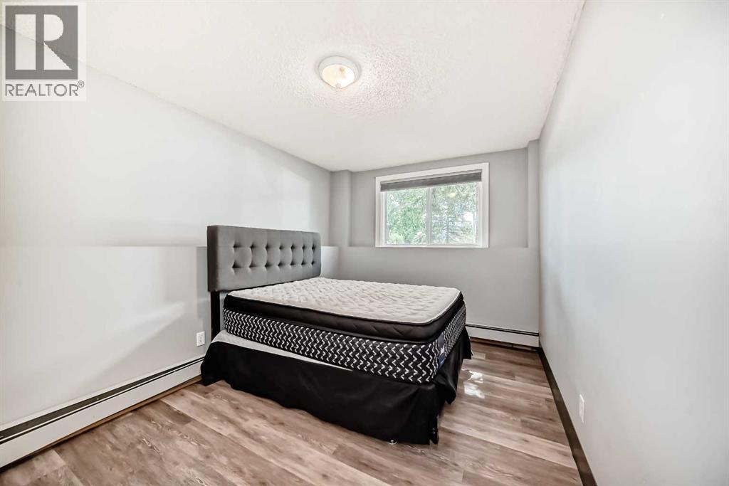 Photo 10 of 114 3420 50 Street Nw, Calgary AB