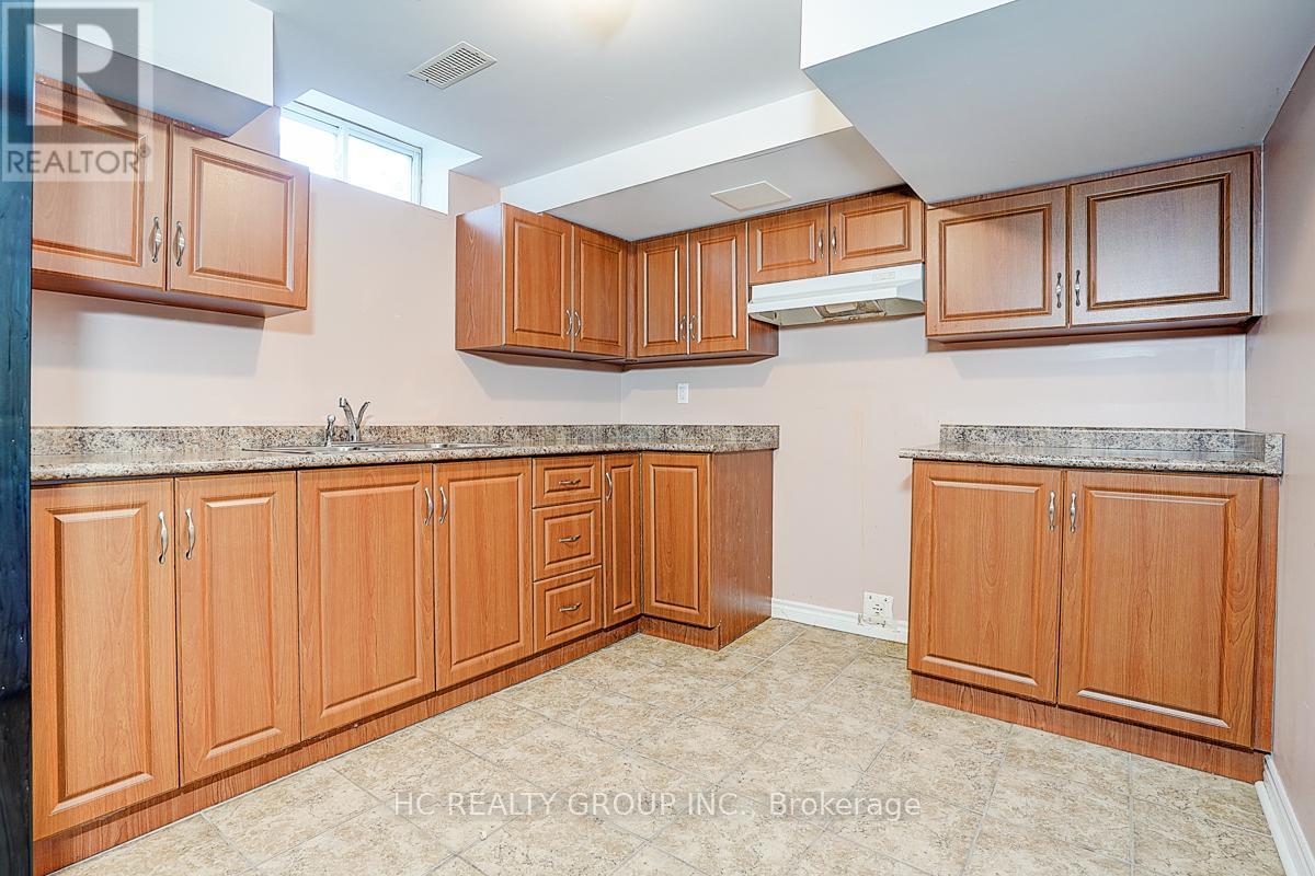 Photo 19 of 19 Delancey Crescent, Markham ON