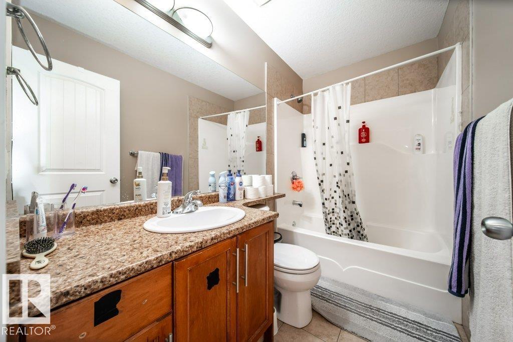 Photo 13 of 5312 61 St, Beaumont AB
