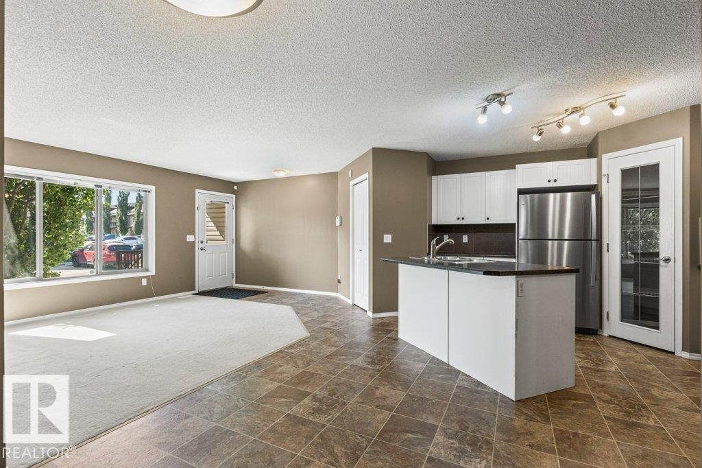 Photo 18 of 20 604 62 St Sw, Edmonton AB
