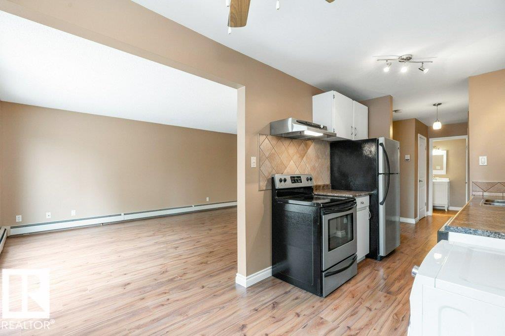 Photo 2 of 408 10145 113 St Nw, Edmonton AB
