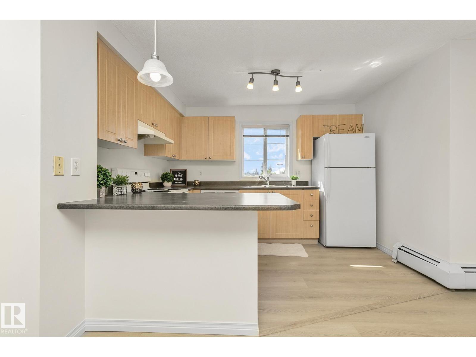 Photo 14 of 301 630 Mcallister Lo Sw, Edmonton AB