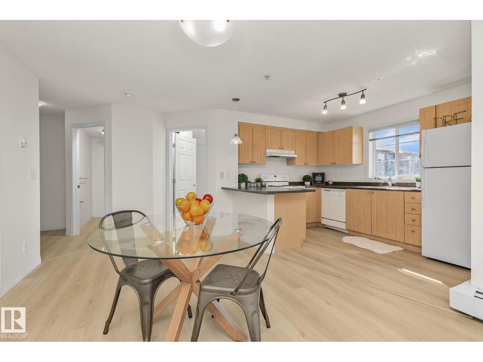 Photo 12 of 301 630 Mcallister Lo Sw, Edmonton AB