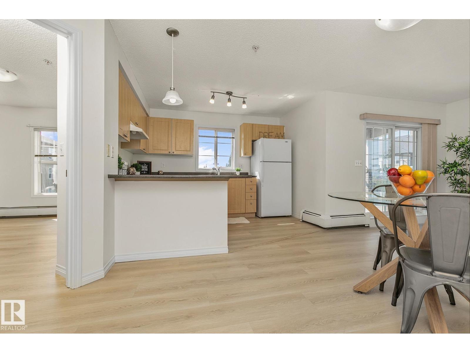 Photo 4 of 301 630 Mcallister Lo Sw, Edmonton AB