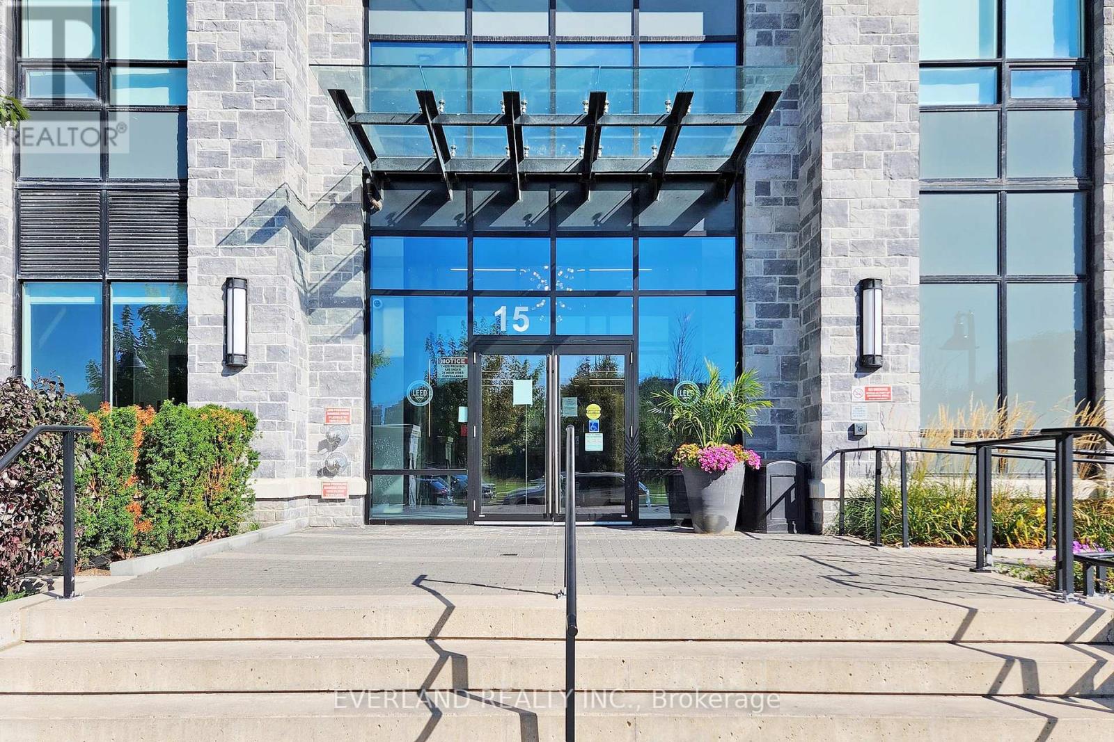 Photo 1 of 206 15 Water Walk Drive, Markham ON