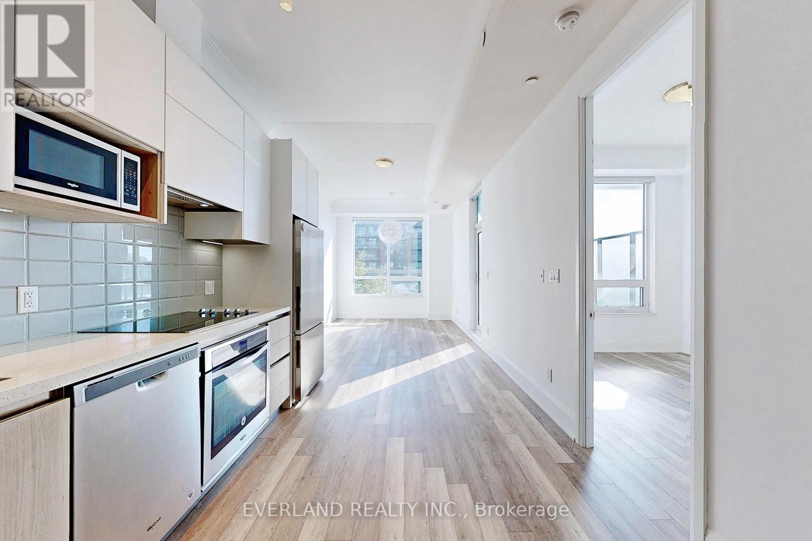Photo 21 of 206 15 Water Walk Drive, Markham ON
