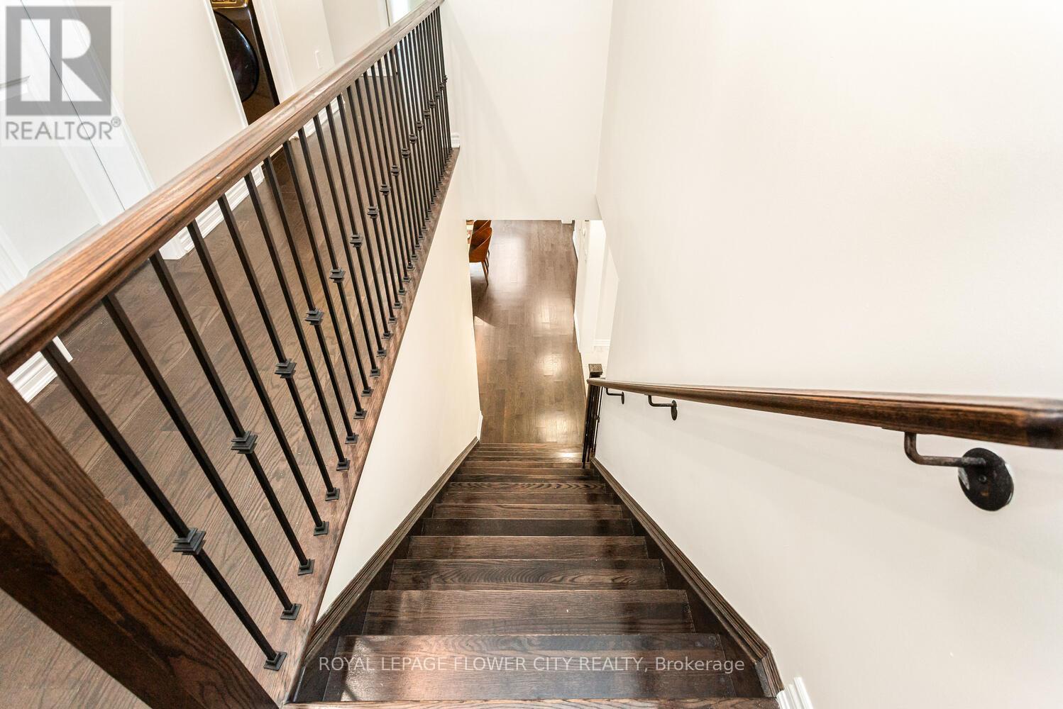 Photo 42 of 16 Elsinore Street, Brampton ON